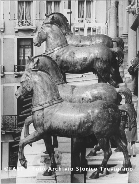 Venezia, i cavalli bronzei della Galleria della Basilica di San Marco